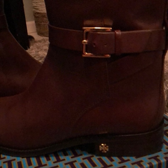 NWB Tory Burch Brooke Knee Boot Calf Leather Boots - Picture 3 of 4